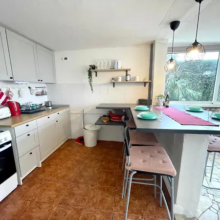 Kiki Apartment Dramalj