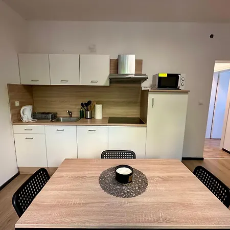 Kiki Apartment *