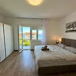 Kiki Апартаменты *