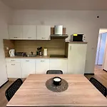 Kiki Апартаменты *