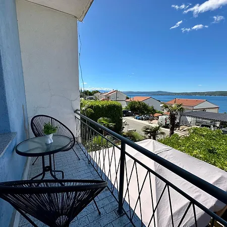 Kiki Apartament