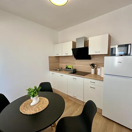 Kiki Apartman *
