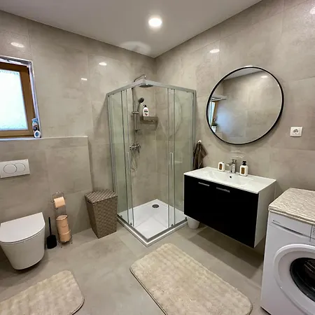 Kiki Apartman
