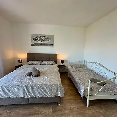 Apartman Kiki *